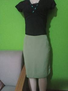 Saia Em Crepe Verde Forrada - G/44