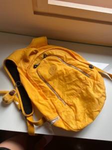 Mochila Kipling Amarela