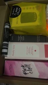 Vendo Kit Da Mary Kay + Caixinha De Som