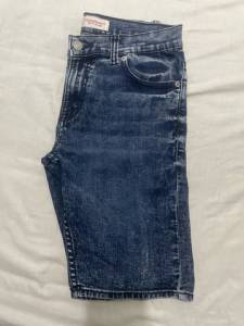 Bermuda Levis (veste 36)