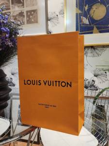 Sacola Louis Vuitton Mdia