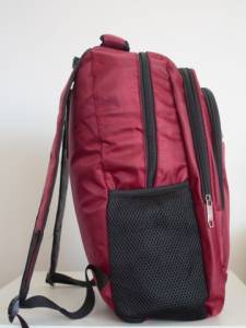 Promoo! Mochila Vermelha Grande E Impermeavel.