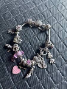 Pulseira Com Berloques