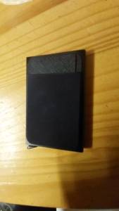 Carteira Compacta Metal Com Bolso Elstico