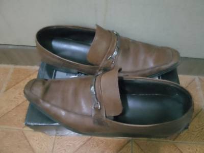 Sapato De Couro Marrom Marca Enzo 43 Fivela
