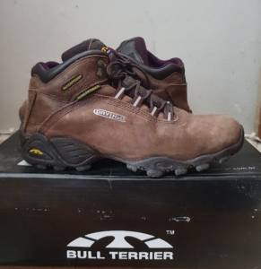 Bota De Couro Trilha Feminina Bullterrier