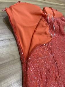 Vestido Paets Curto