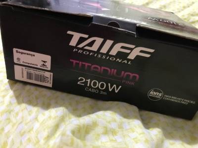Secador Taiff Titanium Pink 127v