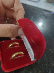Vendo Alianas  De Ouro 18 K, Preo Negocivel