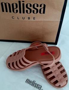 Sandlia Melissa R$ 50