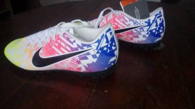 Nike Mercurial Academy Neymar Jr - Society Infantil - T36