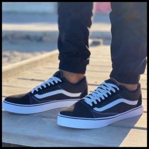 Tnis Vans