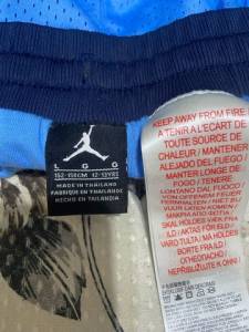 Vendo Bermuda Air Jordan Tam 10.