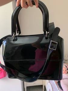 Vendo Bolsa Da Petitejolie Preta