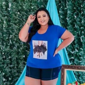 Blusa T-shirt Em Malha Plus Size Com Estampa