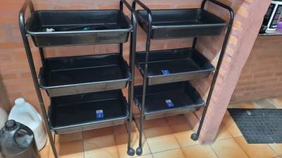 Carrinho Auxiliar Salao E Barbearia... Oportunidade