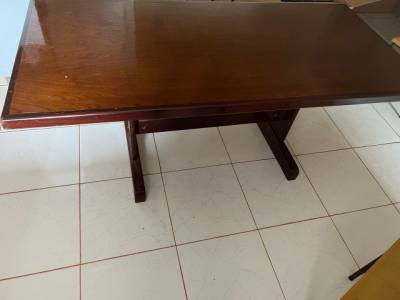 Mesa De Madeira Conservada 599 Vender Logo