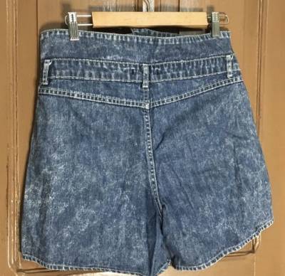 Short Jeans
