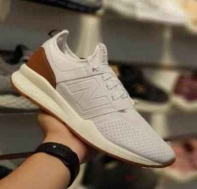 Tnis New Balance Couro