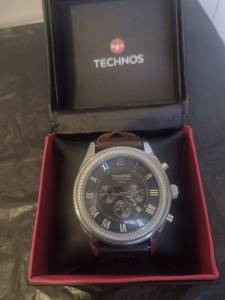 Relgio Technos