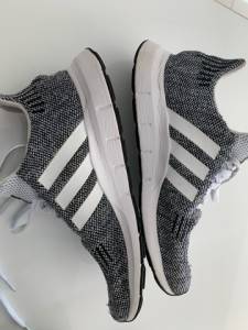Tenis Adidas Autntico - 40