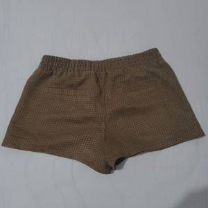 Short Verde Militar