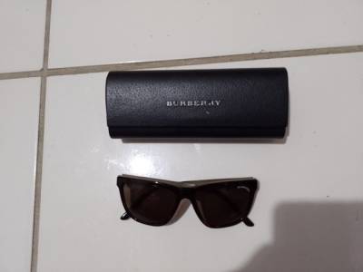 culos Burberry Original Pouco Uso