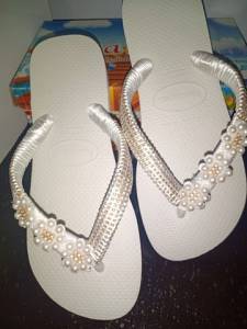 Chinelo Bordado