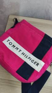 Bolsa Transversal Tommy Hilfiger Fem - Semi Nova
