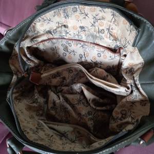 Uma Linda Bolsa Bem Novinha 48rs