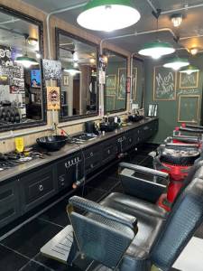 Vendo Ou Arrendo Barbearia Retr Em Funcionamento