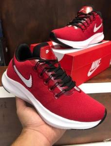 Tnis Nike Air Zoom Vomero