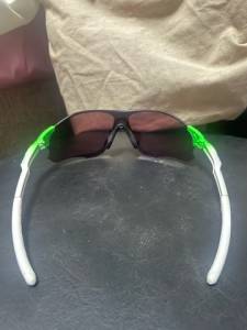 culos Oakley Evzero