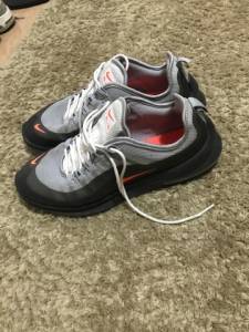 Air Max Axis