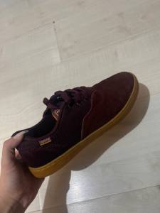 Tnis Hocks