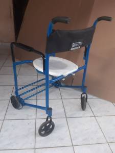Cadeira De Rodas Bem Larga