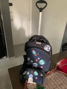 Bolsa Em Neoprene Com Rodinhas + Estojo