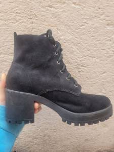 Bota Cano Curto Preta Tam 35 Usada