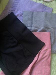 Vendo 4 Shorts Academia Shein Tamanho P