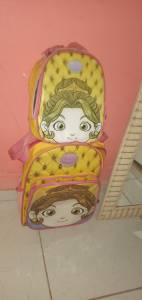 Vendo Mochila Usada Muito Conservada