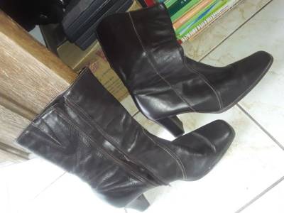 Botas Usadas Em Bom Estado De Uso