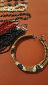 Lote 17 Colares Vintage Variados