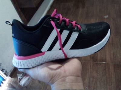 Tnis Feminino Novo Tamanho 35 .