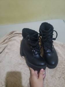 Bota Feminina Da Moda Cano Curto