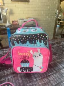 Mochila +lancheira + Estojo ( Puket)