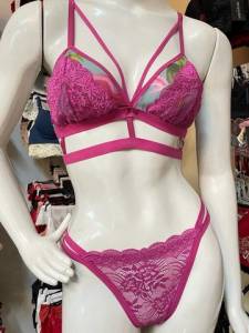 Conjunto Kyara