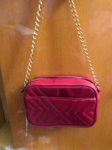 Bolsa Gucci Quadrada Com Ala Corrente