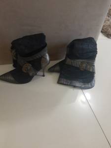 Bota Salto Fino Dakota