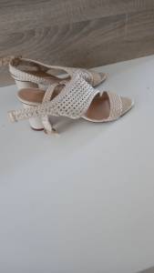Sandalia 37