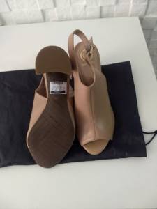 Vendo Sandlia De Couro Dumond Nova!!!